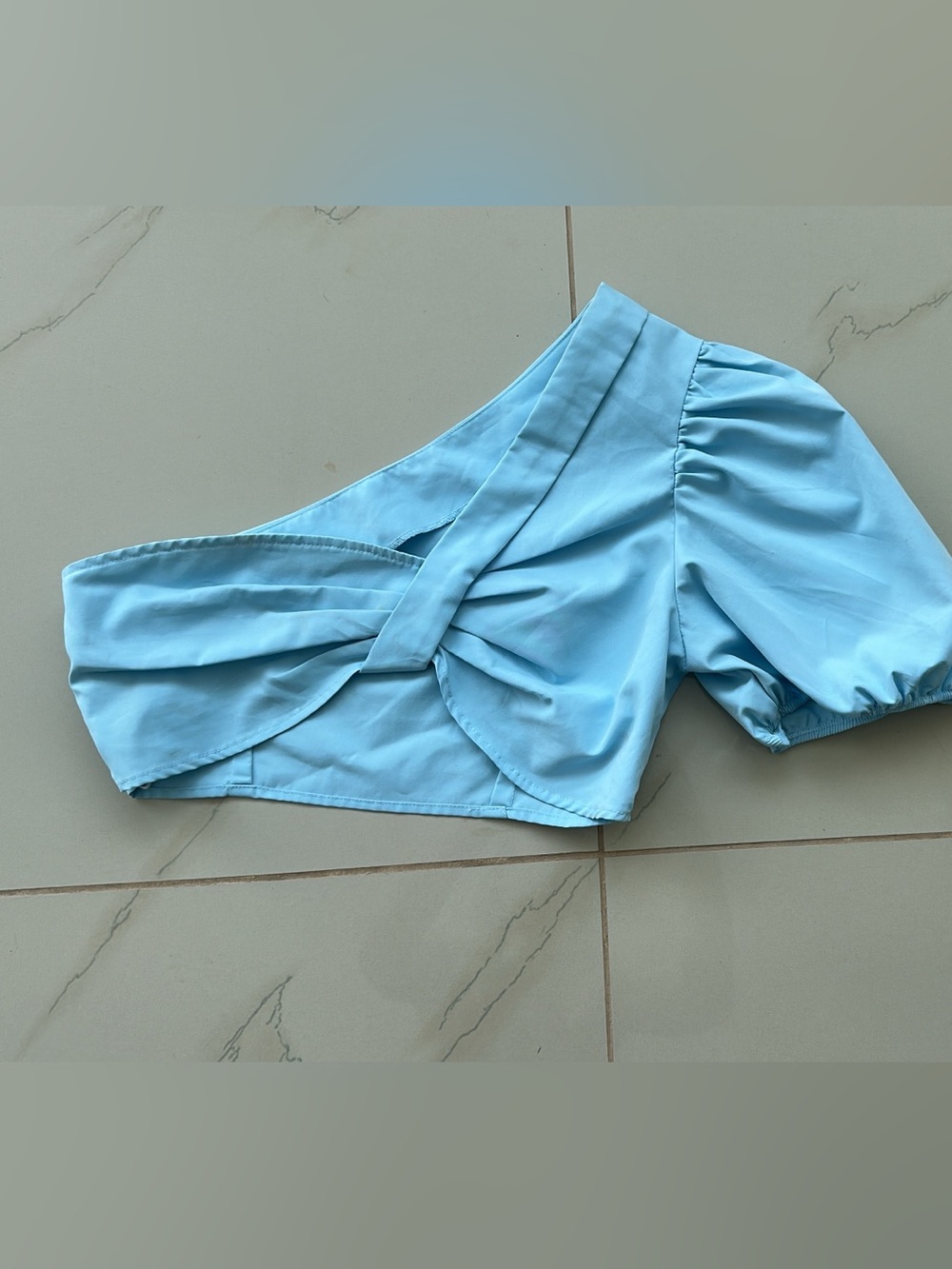 Light Blue One-Shoulder Puff Sleeve Shorts